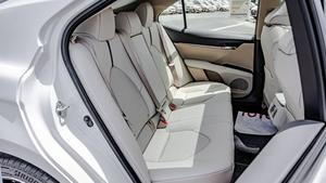 VEHÍCULO USADO 2022 TOYOTA CAMRY LIMITED 3.5L 6KM 100HP 5 CILINDROS 4 TIEMPOS Gasolina V6 DIÉSEL Transmisión AUTOMÁTICA - Product Image 2