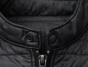 Veste matelassée légère noire pour homme, veste d'hiver isolée, coupe ajustée, décontractée, veste à fermeture éclair pour l'extérieur, veste chaude et respirante - Product Image 5