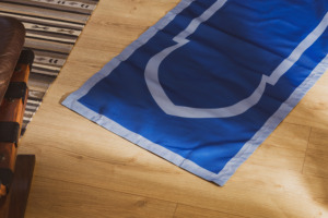 Alfombrillas de oración islámicas innovadoras al por mayor, alfombrilla de oración portátil BAHA de poliéster resistente al agua minimalista para exteriores, Colección Mihrab - Product Image 5