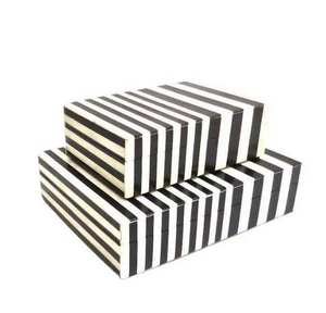Boîte à bijoux carrée artisanale en bois avec incrustation d'os, polie, écologique, pour rangement de colliers de Noël, coffret cadeau décoratif moderne de luxe - Product Image 3