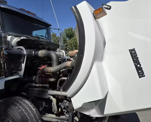 El mejor!! Camión de Campo Petrolero Kenworth T800 de Eje Tándem, Usado, Año 2018, Motor Cummins 525HP, Automático, Envío a Todo el Mundo - Product Image 2