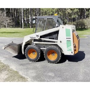 Skid Steer efficace avec système hydraulique à haut débit pour les souffleuses à neige, les tarières et les grappins - Product Image 3