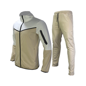 Ensemble de survêtement décontracté écologique OEM, tissu léger respirant, impression sérigraphique, design simple, réversible, séchage rapide - Product Image 5
