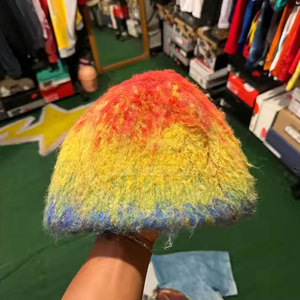 Gorro de mohair minimalista con diseño sin costuras y ajuste relajado para el invierno Gorro de punto de mohair cálido con textura difusa - Product Image 3