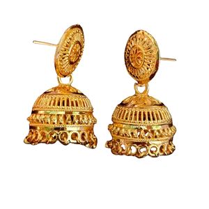 Juego de pendientes a precios de fábrica con aretes elegantes de diseño moderno con forma redonda chapada en oro de 22 quilates a la venta - Product Image 1