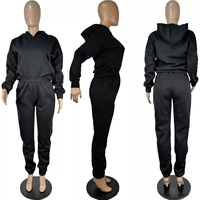 Conjunto Deportivo de Invierno de 2 Piezas para Mujer |   Pantalones cortos con capucha de felpa cálida con lentejuelas y borlas |   100% Algodón Grueso de Color Sólido con Agujeros