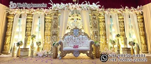 Meilleur décor de scène Manavarai style Maharaja d'Inde du Sud, grand et luxueux, pour mariages, magnifique ensemble de scène Manavarai pour mariages sud-indiens en Irlande - Product Image 2