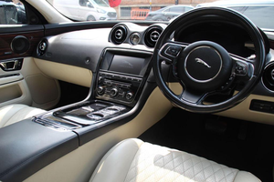 Venta rápida LHD/RHD 2017 J A G U A R XJ - Product Image 2