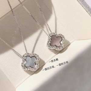 Collar con Colgante de Trébol de Cuatro Hojas de Oro Blanco de 18K con Diamante Natural VS de Lerca, Exquisito Collar con Dije Giratorio para Mujer - Product Image 4