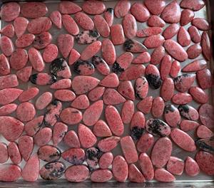 แร่โรโดไนต์แจสเปอร์พลอยสีเขียวเกรด AAA อัญมณีสีเขียวขายส่งเป็นจำนวนมากสำหรับการทำเครื่องประดับ - Product Image 2