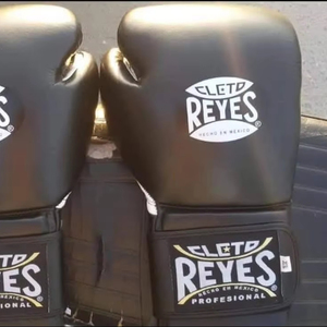 Guantes de Boxeo MMA de Piel Sintética PU Genuina Personalizados, Nueva Llegada en Oferta, Alta Calidad con Precio de Mayoreo - Product Image 1