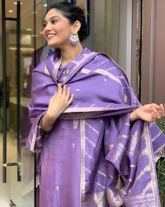 Vêtements indiens pakistanais élégants bleu ciel Design intemporel Modèle fantaisie Salwar Ensemble Kurta Pantalon de coordination amélioré Extra - Product Image 3