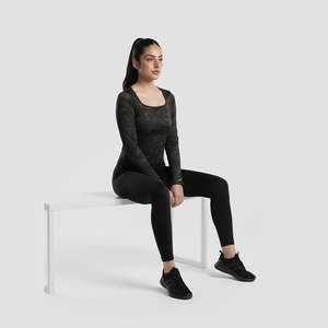Haut en tricot noir à compression Tempo pour femme - Product Image 5