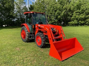 Mejor Precio Kubota M4-071HDC12 Tractor de Ruedas Agrícola Nuevo y Usado de Alta Calidad con 40/70/90HP en Venta - Product Image 3