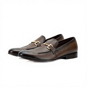 Chaussures habillées en cuir pour hommes, style mocassin à enfiler avec mors de cheval, pour le bureau, les occasions formelles et décontractées, design classique - Product Image 1