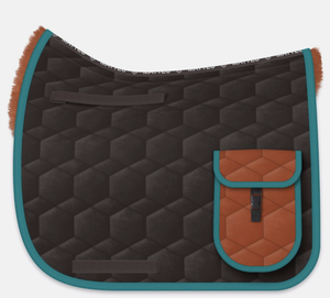 Tapis de selle en polaire avec poche, rembourrage 600 GSM, marque privée, fabricant en gros pour commandes en gros - Product Image 1