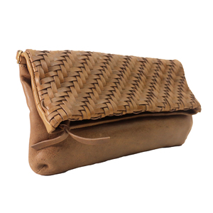Pochette en cuir véritable tissée à la main de qualité supérieure |   Fabricant OEM et ODM |   Sac à main pour femme de qualité export, personnalisable - Product Image 3