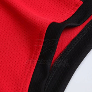 Conjunto de uniforme de equipo de baloncesto de actuación de verano personalizado Opción de tela transpirable que absorbe la humedad para colocar el número y el nombre - Product Image 3