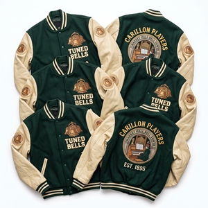 Chaqueta Letterman al por mayor, azul verdoso, de lana, estilo universitario, con bordado 'Subterranean Waters Rain Cistern' y mangas de cuero color canela, tipo bomber. - Product Image 6