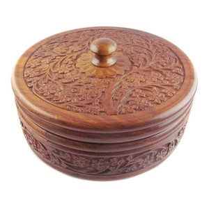 Meilleure vente Boîte à chapati en bois indien pour vaisselle de table de mariage Boîte à chapati avec couvercle en bois Boîte à chapati à pain faite à la main de haute qualité - Product Image 3