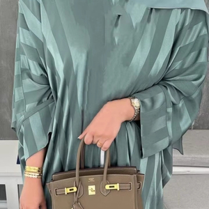 Abayas ปักด้วยมือที่สง่างามและเจียมเนื้อเจียมตัวสำหรับผู้หญิง! - Product Image 1