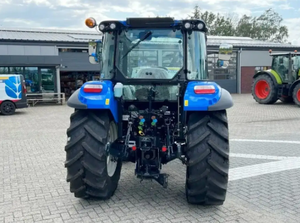 Tracteur agricole New-Holland TT75 d'occasion à faible consommation de carburant 20HP avec pompe à boîte de vitesses automatique T6070 4WD pour moteur - Product Image 6