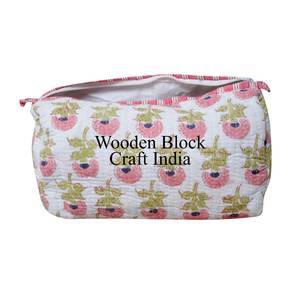 Nouvel ensemble de 3 trousses de toilette élégantes en tissu matelassé à imprimé floral blanc, organisateur de voyage durable, sacs cosmétiques - Product Image 5