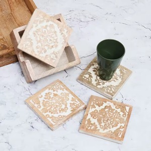 Dessous de verre en bois de qualité supérieure avec tapis de boisson élégant au design sculpté royal pour la table à manger de cuisine et l'utilisation quotidienne en gros de l'Inde - Product Image 3