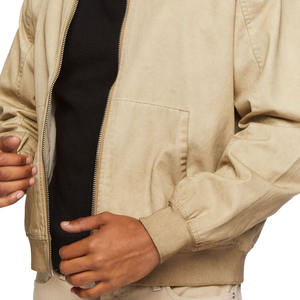 Chaqueta de bombardero lisa de lona de algodón personalizada para hombre con bolsillo de canguro frontal estilo chaqueta de bombardero de invierno informal para exteriores - Product Image 5