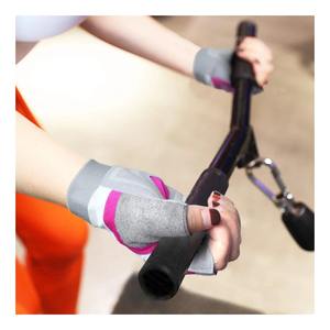 ถุงมือยกน้ำหนักแฟชั่นใหม่สำหรับกิจกรรมกลางแจ้ง คุณภาพสูง ผลิตจากไนลอน/โพลีเอสเตอร์ ทนทาน แห้งเร็ว ปรับแต่งได้ - Product Image 3