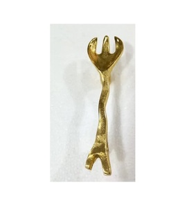 Poignées en laiton plateaux décoratifs feuille de taille moyenne et tige d'arbre poignée de plateau en laiton en forme de prix de gros - Product Image 5
