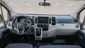 2023 TOYOTA HIACE PANEL VAN HR 2.8L DIESEL transmisión MANUAL - Product Image 5