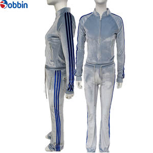 Ensemble de survêtement pour femmes tendance personnalisé, 2 pièces, leggings de sport en velours avec logo, tenues de sport actives d'automne - Product Image 3