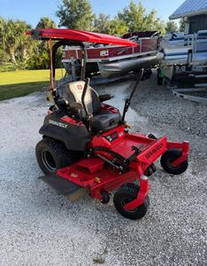 Livraison gratuite Gravely Pro Turn 640 Tondeuse à gazon à vendre 35 HP Moteur à essence 60 pouces Pro Deck Machine de découpe d'herbe - Product Image 1