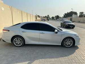 Para Camry Hybrid LE 2024 AWD, Asientos de Cuero, ACC, SUV, Volante a la Izquierda, R18, Techo Panorámico Automático, Cámara Trasera 360 - Product Image 4