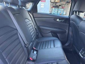 KIA FORTE GT-LINE FWD 2023 USADO (LHD/RHD) - Product Image 5