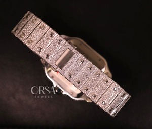 Montre de luxe en argent et diamants naturels Montre glacée avec de vrais diamants pour un look affirmé et un style intemporel à vendre - Product Image 4
