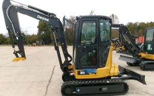 รถขุดขนาดเล็ก John Deere 35P มือสอง สภาพดีเยี่ยม แรงยกสูง รับประกัน 3 ปี มอเตอร์ไฮดรอลิก Kubota - Product Image 2