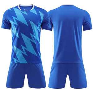 Combinaison de football personnalisée, uniformes de football élégants pour les matchs et l'entraînement avec dégradé de couleurs Ensemble de dégradé de couleurs - Product Image 2