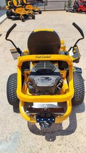 Cub Cadet ZT1 42 Tondeuses à rayon de braquage zéro Caractéristiques 4 temps et 2 temps pour le bricolage et l'utilisation industrielle - Product Image 3
