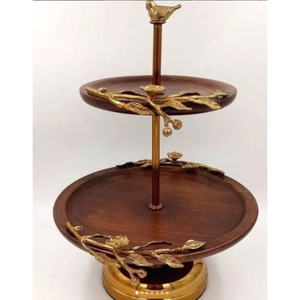 Soporte de pastel de madera de alta calidad con diseño de hoja de metal dorado Soporte de mesa de diseño admirable Soporte para servir magdalenas Precio más bajo - Product Image 3