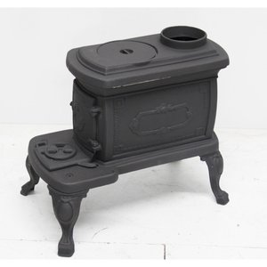 Poêle à bois en fonte de petite taille modèle Dorello MF30 pour le chauffage au bois - Product Image 4