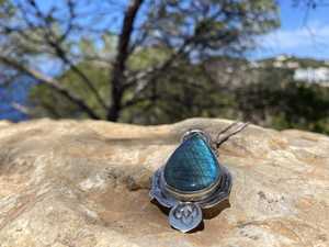 Pendentif en Labradorite en argent sterling 925 Collier en cristal Boho fait à la main - Product Image 3