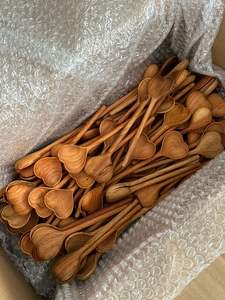 Mayorista de productos de coco Cucharas de madera para cocinar 6 piezas Utensilios de madera de acacia - Product Image 5