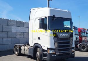 Camiones Volquete Usados y Nuevos Baratos, Camión Tractor Scania S460 4X2 2023 con Caja de Cambios Automática, Volante a la Izquierda y Motor Diésel - Product Image 2