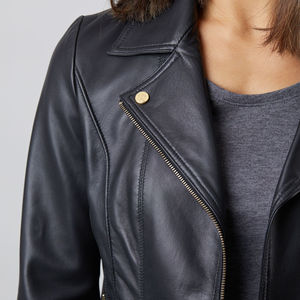 Veste en cuir pour femmes de style nouveau pour le bureau et les vêtements d'hiver décontractés Veste en cuir pour femmes à bas prix Service OEM - Product Image 4