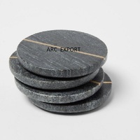 Nouveaux sous-verres de table fantaisie demi-blanc et demi-gris forme ronde classique avec sous-verre de décoration en métal transparent à un prix raisonnable