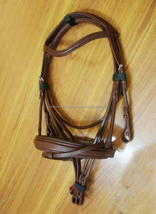 Bridon et étrier équestres en cuir de qualité supérieure, personnalisables (couleur, logo), avec ferrures en laiton – Adams International Wholesaler - Product Image 4