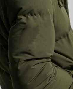 Chaqueta acolchada personalizada para hombre, aislamiento ligero, cremalleras fuertes, diseño moderno perfecto para el uso diario en climas fríos - Product Image 3