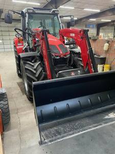 2026 Massey Ferguson 5S.135 Tractor For Sale - Product Image 4